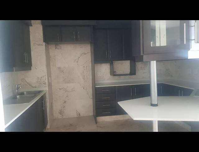 3 BEDROOM FLAT FOR SALE IN NORTH BEACH